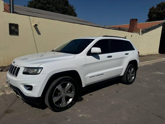 JEEP GRAND CHEROKEE 3.6 LIMITED 4X4 V6 24V GASOLINA 4P AUTOMATICO